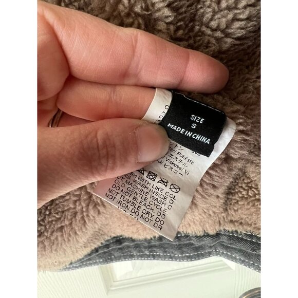 DAZY Sherpa Lined Denim Jacket Small Gray Faux Shearling Trucker Coat Winter - Picture 4 of 7